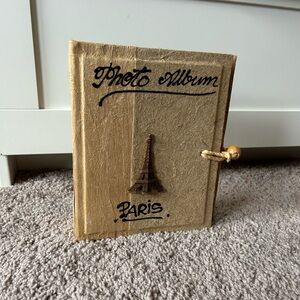NWT Paris Photo Album